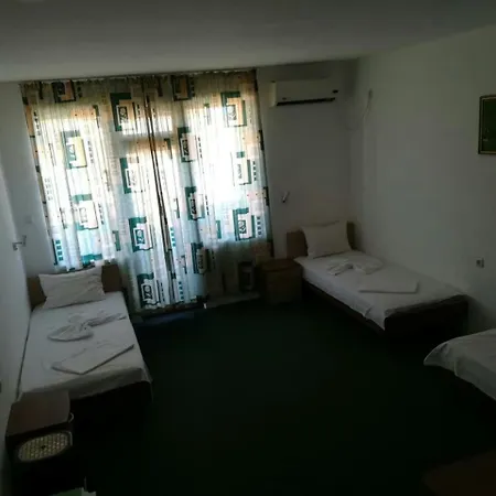 Zdravets Szálloda *